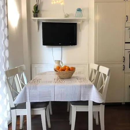 Luminoso Con Giardino Appartamento *