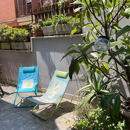 Luminoso Con Giardino